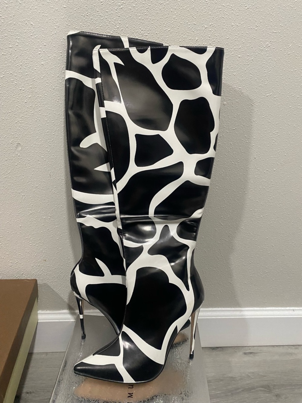 Black & White Giraffe Print Knee-High Stiletto Boots